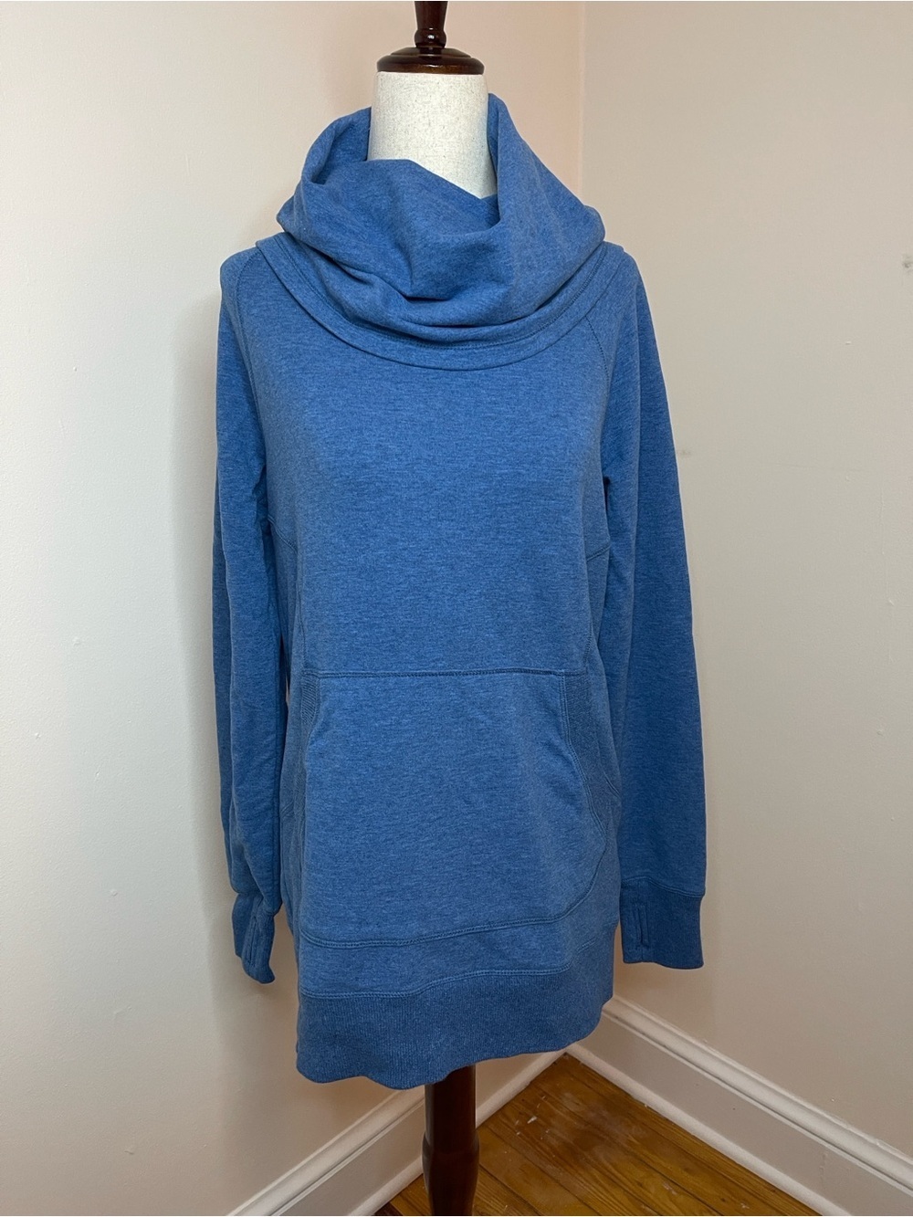 L.L. Bean Blue Cowl Neck Pullover Sweatshirt Women’s Small